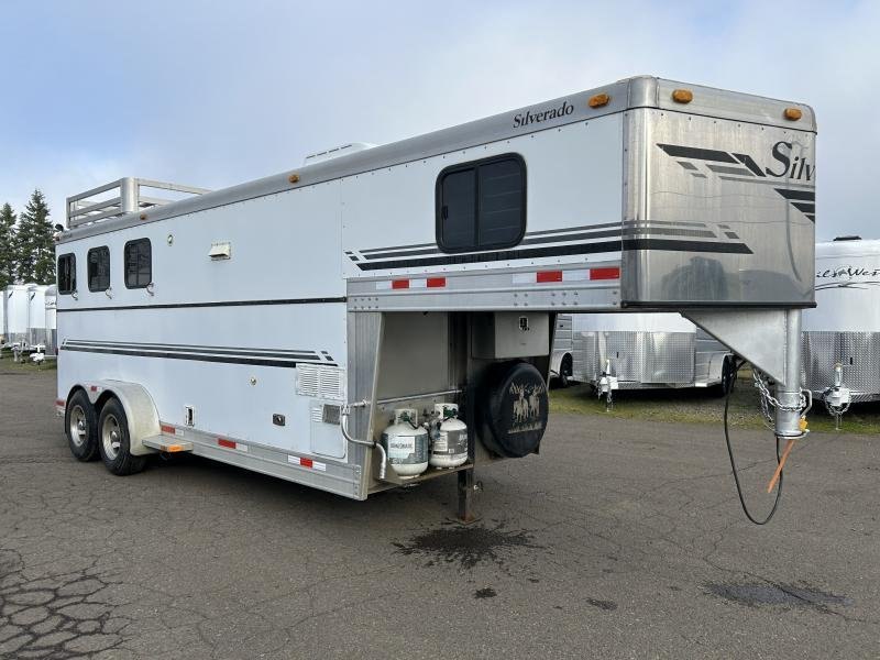 2002 Silverado 3h GN All Aluminum Weekender – Used
