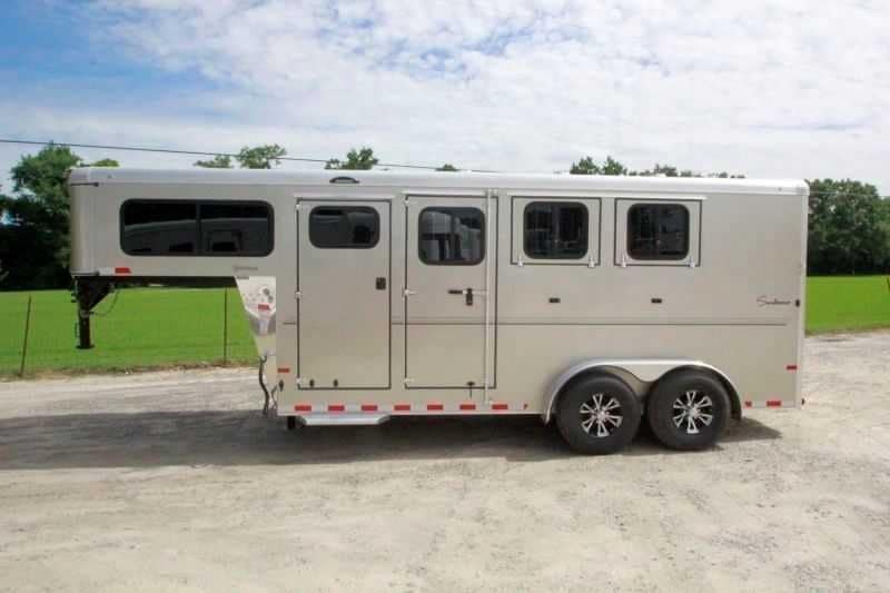 2016 Sundowner 3 Horse Gooseneck – Used