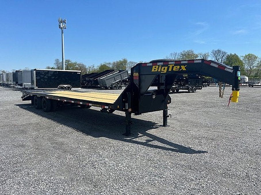 Big Tex 8.5 x 30 Heavy Duty Gooseneck Equipment Trailer – Mega Ramps – Used